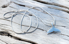 Load image into Gallery viewer, Whale Fluke Necklace
