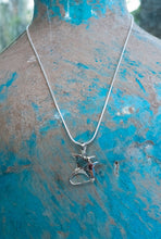 Load image into Gallery viewer, Devil Fish Necklace
