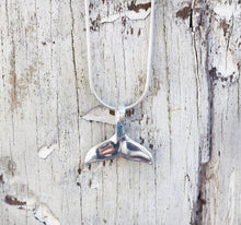 Load image into Gallery viewer, Whale Fluke Necklace
