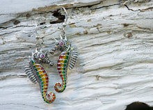 Carregar imagem no visualizador da galeria, Tribal Seahorse Earrings
